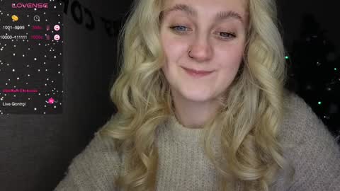 Snapshot of frosty_blueberries4 chatting on 01-05-25, 11:01 ANA online show from 01-05-25, 11:01
