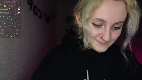 Snapshot of frosty_blueberries4 chatting on 01-24-25, 06:46 ANA online show from 01-24-25, 06:46