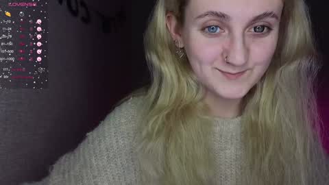Snapshot of frosty_blueberries4 chatting on 02-05-25, 11:34 ANA online show from 02-05-25, 11:34