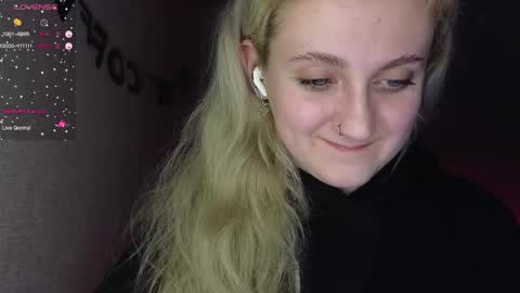 Snapshot of frosty_blueberries4 chatting on 02-09-25, 04:29 ANA online show from 02-09-25, 04:29