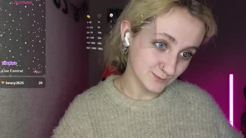 Snapshot of frosty_blueberries4 chatting on 03-01-25, 02:44 ANA online show from 03-01-25, 02:44
