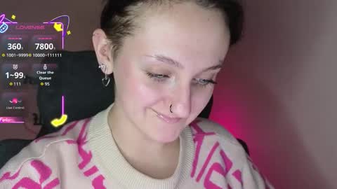 Snapshot of frosty_blueberries4 chatting on 10-10-25, 11:31 ANA online show from 10-10-25, 11:31
