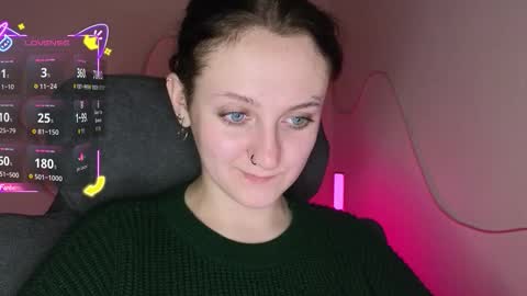 Snapshot of frosty_blueberries4 chatting on 10-13-25, 03:06 ANA online show from 10-13-25, 03:06