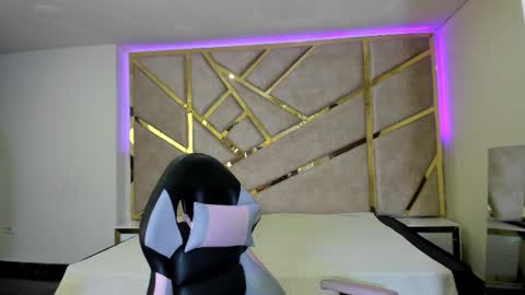 Frreya  online show from 11-02-25, 02:41