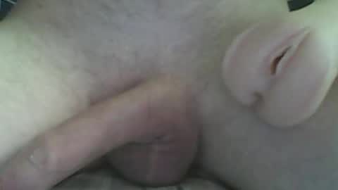 Snapshot of fryboxxxxx chatting on 04-25-26, 01:41 fry online show from 04-25-26, 01:41