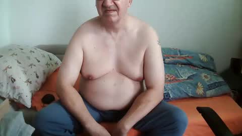 Snapshot of frycxxx chatting on 03-09-25, 08:51 frycxxx online show from 03-09-25, 08:51