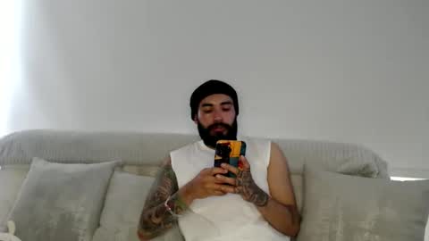Snapshot of ftmen chatting on 03-13-26, 06:58 Jestevan online show from 03-13-26, 06:58