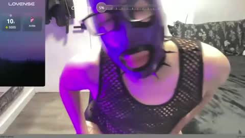 Snapshot of ftmrubbervamp chatting on 02-07-25, 11:13 FTM Rubber Model online show from 02-07-25, 11:13