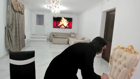 Angelique online show from 01-18-25, 03:05