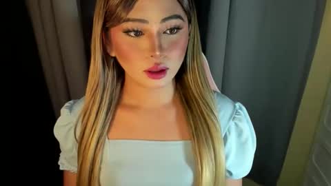Snapshot of fuckdoll_rain chatting on 05-04-26, 10:06 R A I N M O R A L E S G M A I L . C O M online show from 05-04-26, 10:06