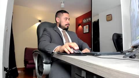 SERGIO THE SEX LAWYER online show from 05-06-26, 02:08