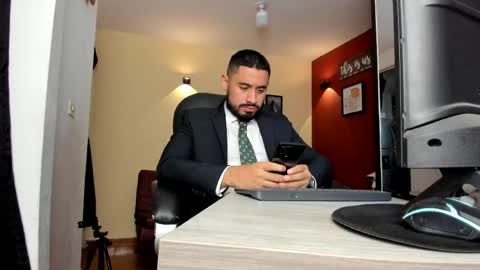 SERGIO THE SEX LAWYER online show from 05-17-26, 03:26