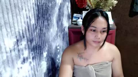 Snapshot of fucking_crystal chatting on 05-12-26, 03:58 ITS ME CRYSTAL online show from 05-12-26, 03:58