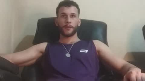 Snapshot of fuckingmulletdaddy chatting on 11-11-25, 11:21 Phill online show from 11-11-25, 11:21