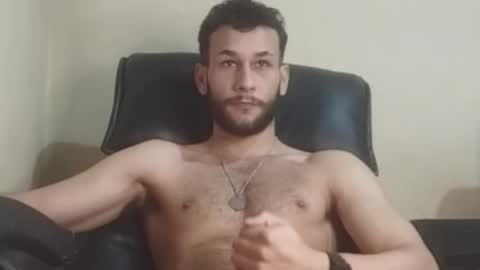 Snapshot of fuckingmulletdaddy chatting on 11-19-25, 11:32 Phill online show from 11-19-25, 11:32