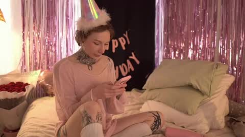 Eva         all my links   online show from 04-15-26, 11:28