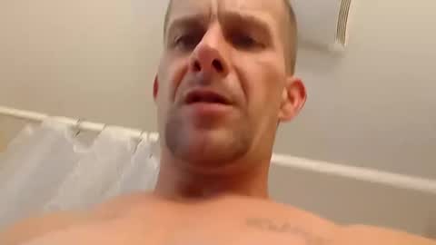 Snapshot of fukemndukem chatting on 09-23-25, 06:22 fukemndukem online show from 09-23-25, 06:22