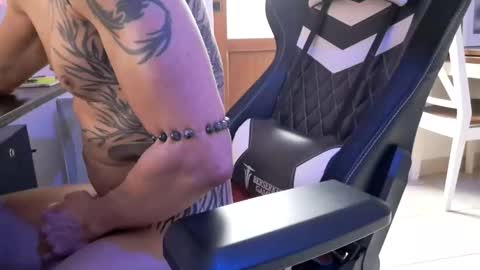 Snapshot of fullartofsex chatting on 01-10-25, 12:58 FullArtOfSex online show from 01-10-25, 12:58