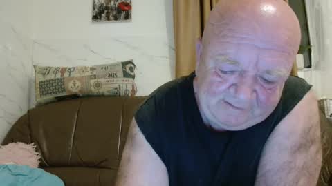 fullballs6 online show from 04-28-26, 02:10