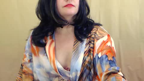 Snapshot of fun4tips chatting on 02-09-25, 02:29 Fun4Tips online show from 02-09-25, 02:29