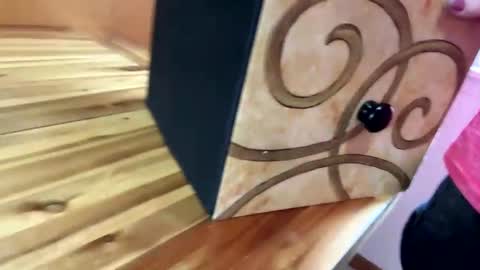 Snapshot of funflirt97 chatting on 10-29-25, 05:14 Linnys Palace online show from 10-29-25, 05:14