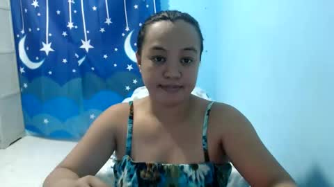 Snapshot of funluvnpinay4u chatting on 04-20-26, 01:08 MAE online show from 04-20-26, 01:08