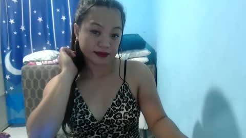 Snapshot of funluvnpinay4u chatting on 05-03-26, 02:39 MAE online show from 05-03-26, 02:39