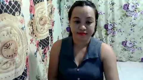 Snapshot of funluvnpinay4u chatting on 06-23-26, 12:08 MAE online show from 06-23-26, 12:08
