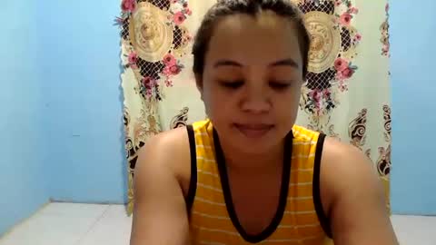 Snapshot of funluvnpinay4u chatting on 06-30-26, 03:24 MAE online show from 06-30-26, 03:24