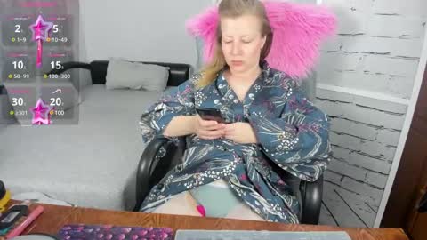 Snapshot of funny_bunny4 chatting on 02-26-25, 06:32 funny_bunny4 online show from 02-26-25, 06:32