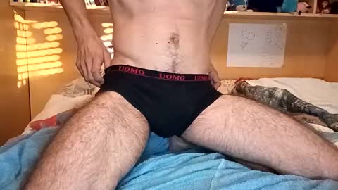 Italian men online show from 12-17-24, 03:06