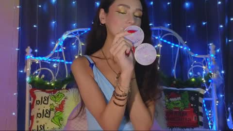 Snapshot of funny_whotsss chatting on 01-12-25, 10:43 Tiffany online show from 01-12-25, 10:43