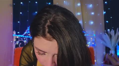 Snapshot of funny_whotsss chatting on 02-06-25, 12:11 Tiffany online show from 02-06-25, 12:11