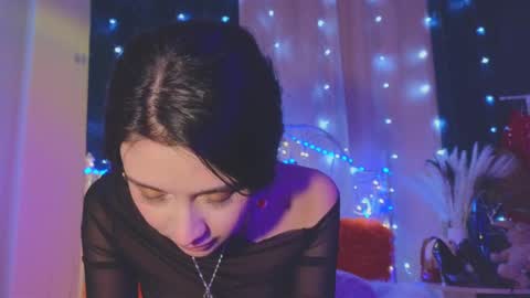 Snapshot of funny_whotsss chatting on 02-19-25, 04:12 Tiffany online show from 02-19-25, 04:12