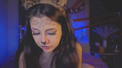 Tiffany online show from 11-02-25, 01:19