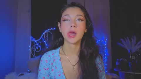 Tiffany online show from 11-21-25, 01:26