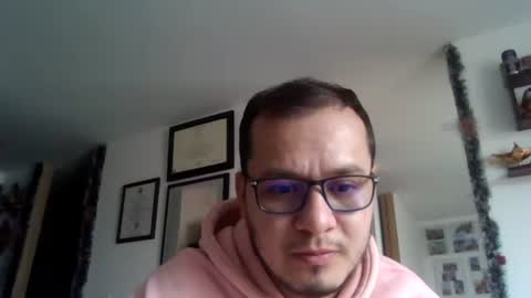 Snapshot of funnyboys18 chatting on 12-27-24, 06:53 Zanty online show from 12-27-24, 06:53