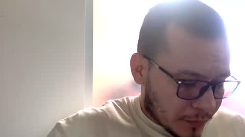 Snapshot of funnyboys18 chatting on 01-24-25, 06:56 Zanty online show from 01-24-25, 06:56