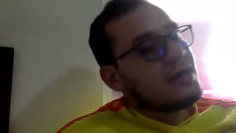 Snapshot of funnyboys18 chatting on 02-04-25, 07:00 Zanty online show from 02-04-25, 07:00