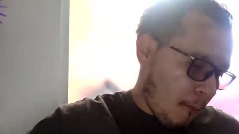 Snapshot of funnyboys18 chatting on 09-12-25, 06:08 Zanty online show from 09-12-25, 06:08