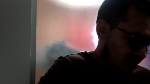 Snapshot of funnyboys18 chatting on 09-19-25, 06:19 Zanty online show from 09-19-25, 06:19