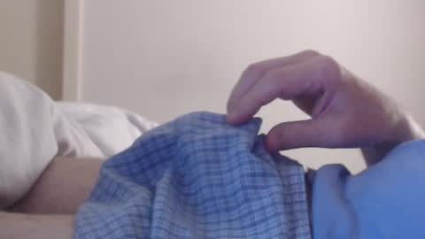 Snapshot of funtime072 chatting on 10-24-25, 12:12 funtime072 online show from 10-24-25, 12:12