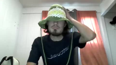 Snapshot of fushi91 chatting on 10-17-25, 03:31 fushi91 online show from 10-17-25, 03:31