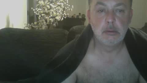 Snapshot of futbolin95 chatting on 12-25-24, 11:10 futbolin95 online show from 12-25-24, 11:10