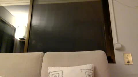 Snapshot of futbolin95 chatting on 02-14-25, 06:19 futbolin95 online show from 02-14-25, 06:19