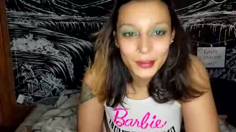 futuresizequeen online show from 11-28-25, 02:36