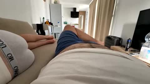 Snapshot of fuzitzu2 chatting on 09-21-25, 08:27 fuzitzu2 online show from 09-21-25, 08:27