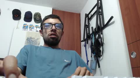Snapshot of fvckhorneyguy chatting on 05-05-26, 07:00 andrew online show from 05-05-26, 07:00