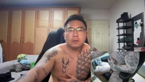 Snapshot of fxckwituno chatting on 02-10-26, 02:54 fxckwituno online show from 02-10-26, 02:54