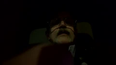 Snapshot of fxson8 chatting on 02-19-25, 06:33 fxson8 online show from 02-19-25, 06:33